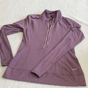 Nike Size Medium Long Sleeved Athletic Top